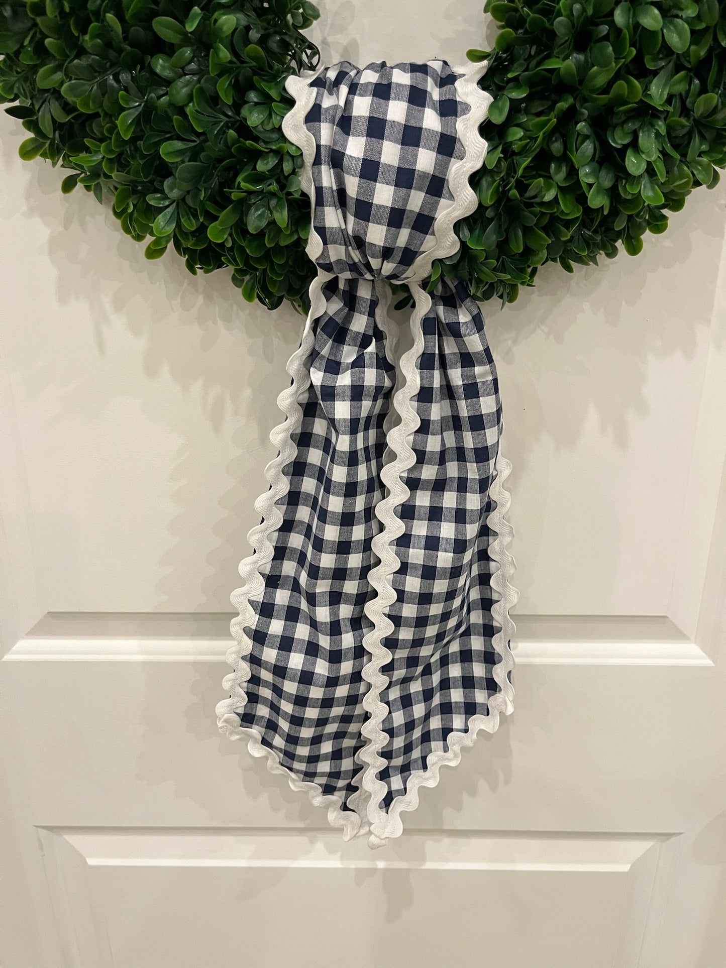 Gingham Wreath Sashes