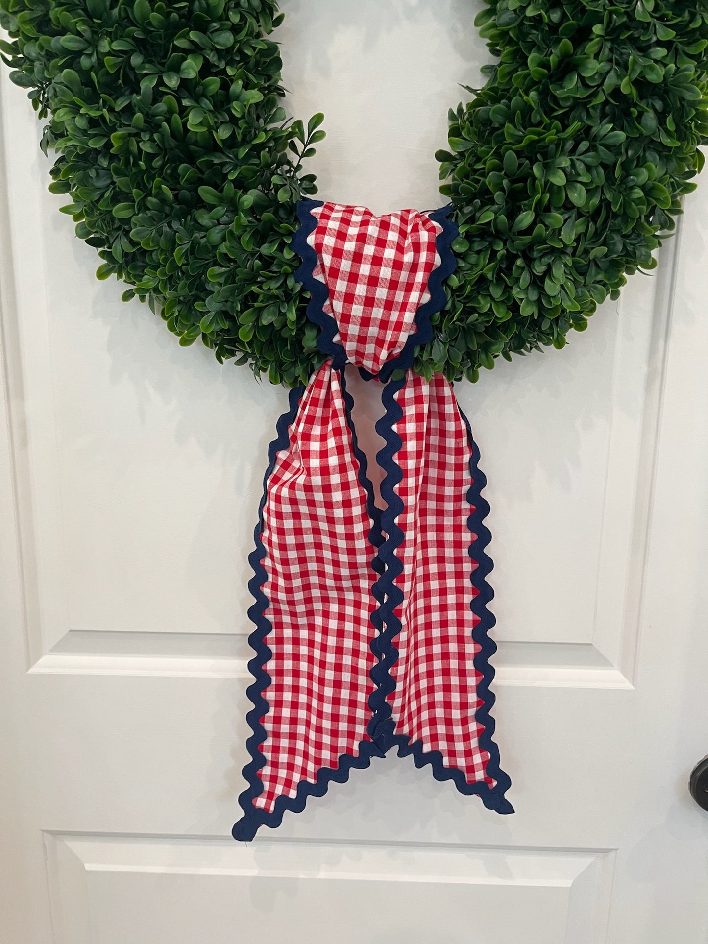 Gingham Wreath Sashes