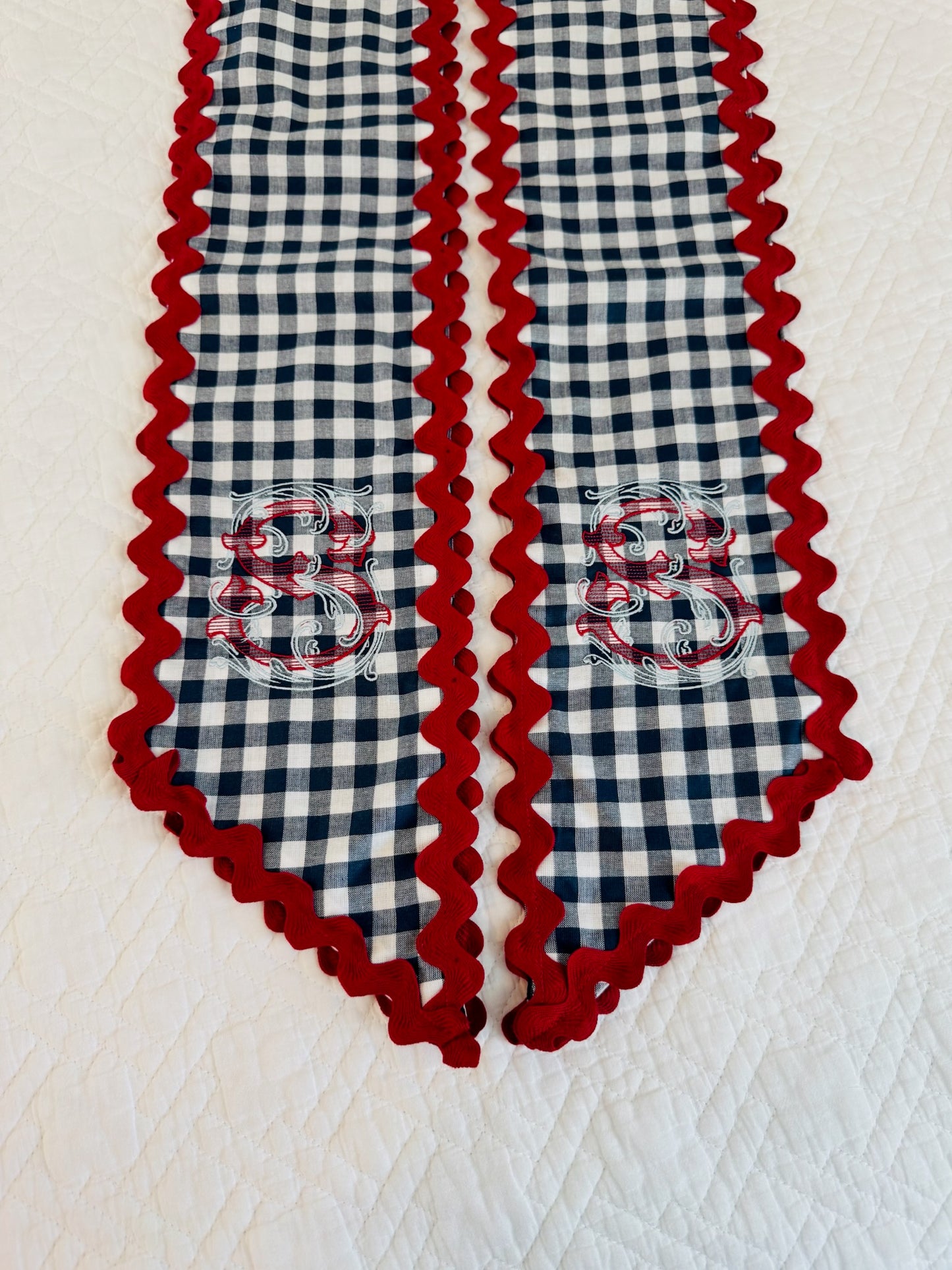 Gingham Wreath Sashes