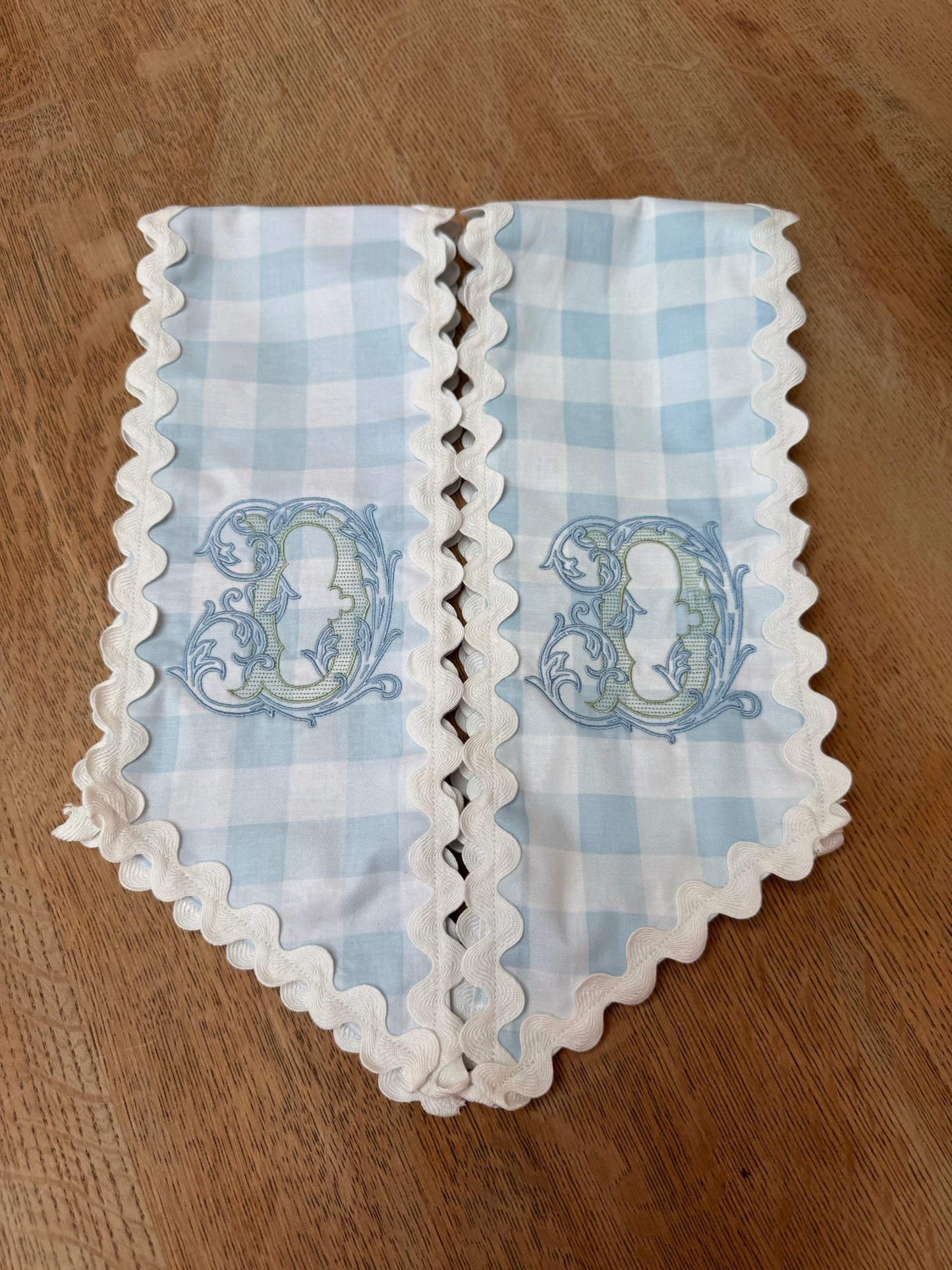 Buffalo Check Wreath Sashes