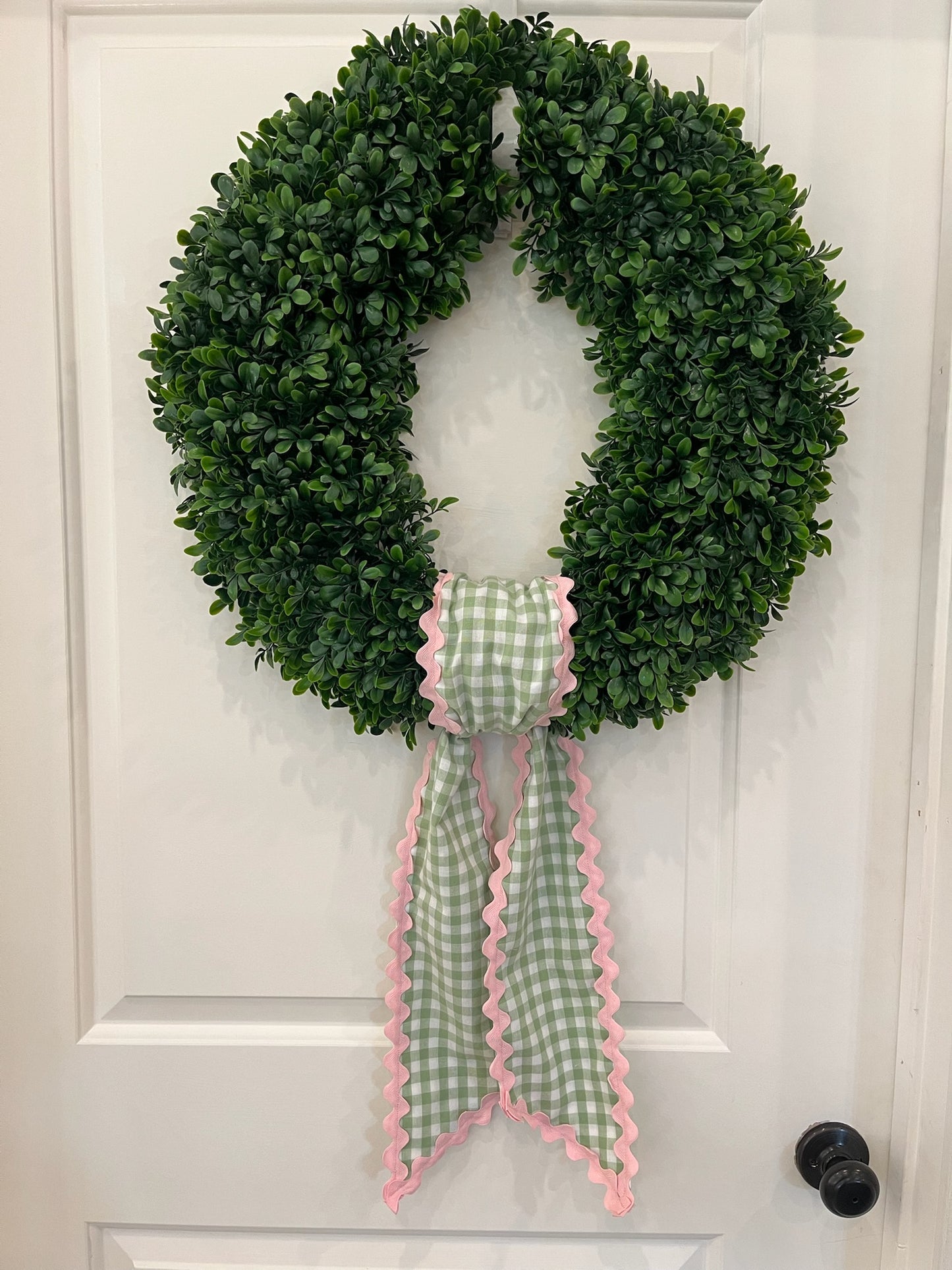Gingham Wreath Sashes